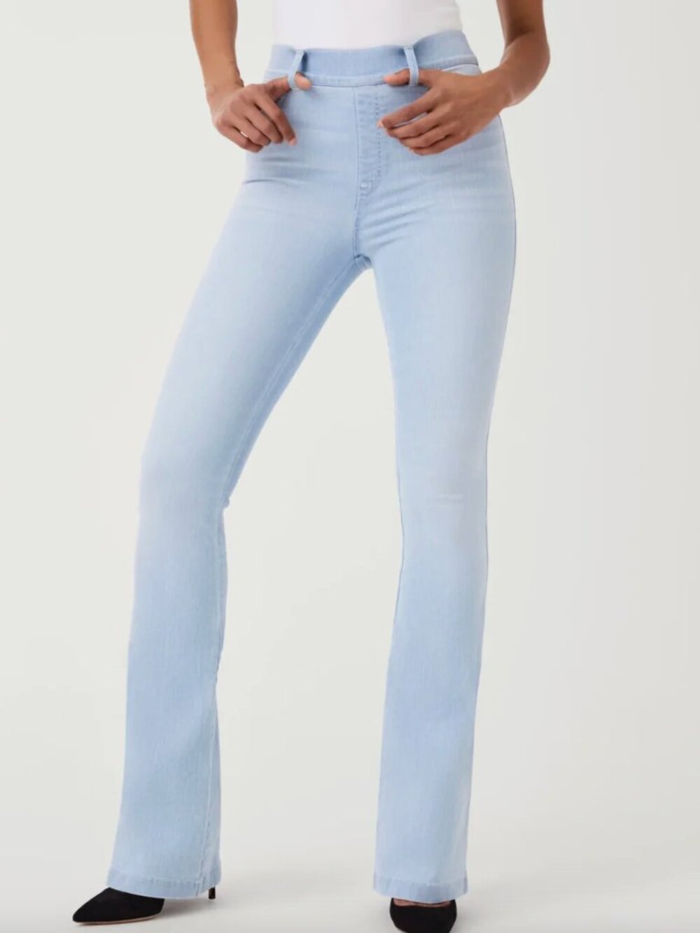 NWT Spanx | Pull On Flare Jeans in Retro Light Wash | Size XS